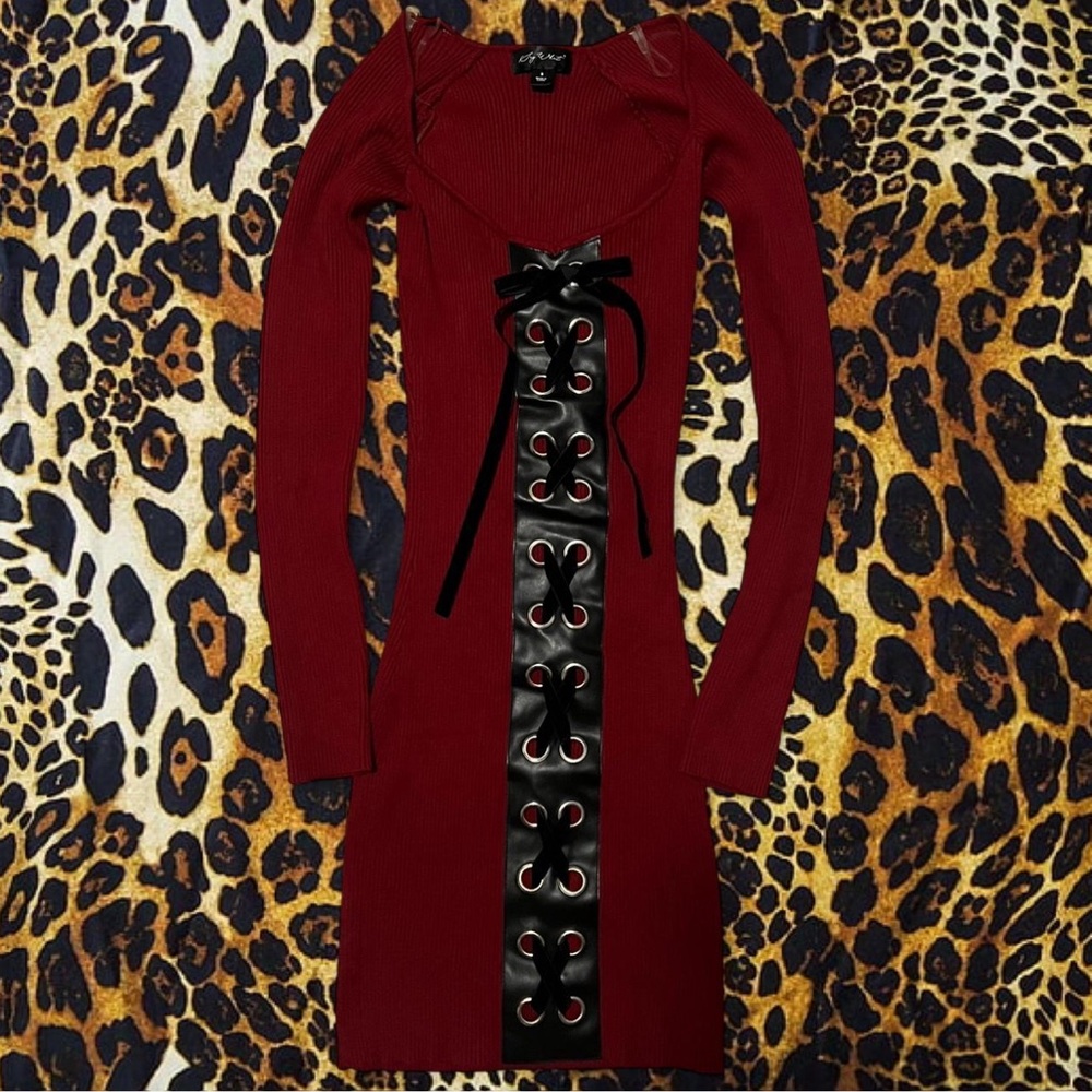 RED AND BLACK FAUX LEATHER LACE UP LONG SLEEVE
BODYCON DRESS